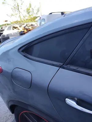 Foto de LUNA CUSTODIA TRASERA DERECHA MERCEDES-BENZ CLASE GLE (BM 292) COUPE 3.0 CAT (390 CV / 287 KW)