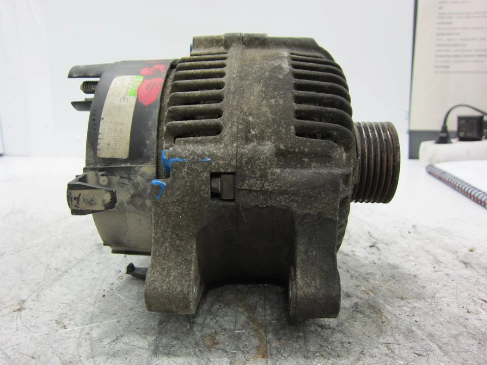 Foto de ALTERNADOR PEUGEOT 406 BERLINA (S1/S2) 3.0 V6 24V CAT (190 CV / 140 KW) referencia A13V1201