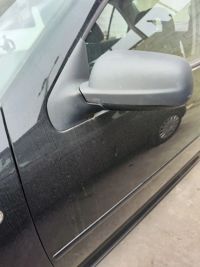 Foto de RETROVISOR IZQUIERDO VOLKSWAGEN BORA BERLINA (1J2)(1998) 1.9 TDI (110 CV / 81 KW)