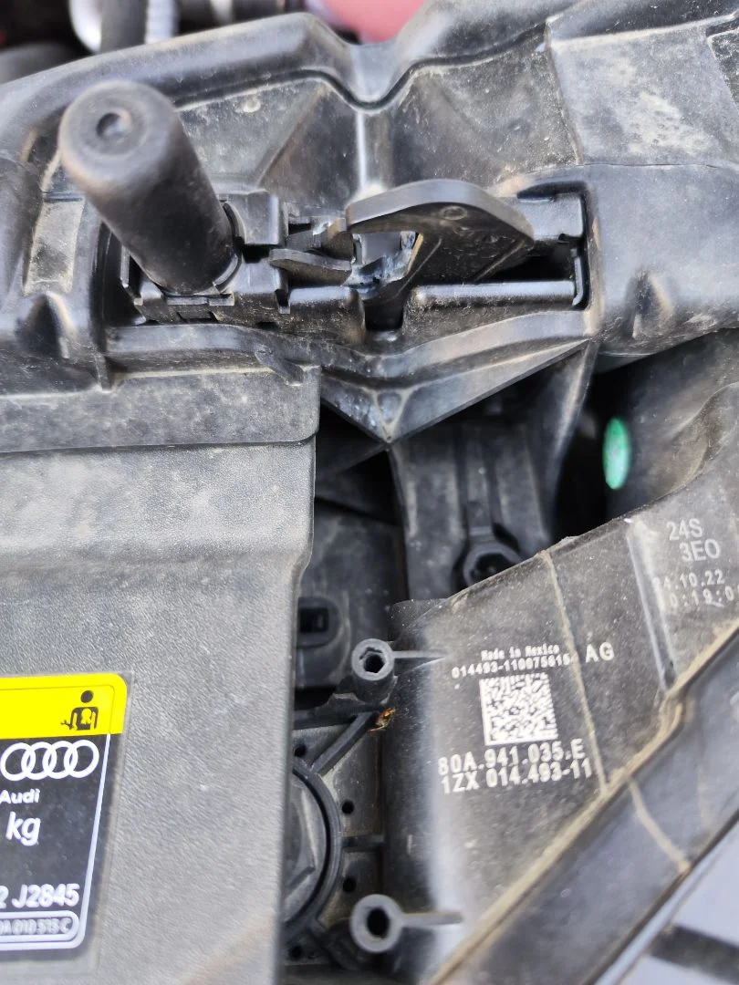 Foto de CERRADURA CAPO AUDI Q5 FYG Híbrido 220 kW (2.0 Ltr. - 195 kW TFSI) (299 CV / 220 KW) referencia 80A823509A