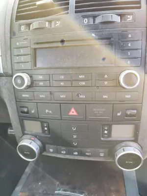 Foto de SISTEMA AUDIO / RADIO CD VOLKSWAGEN TOUAREG (7L6) 4.2 V8 32V FSI (350 CV / 257 KW) foto 2