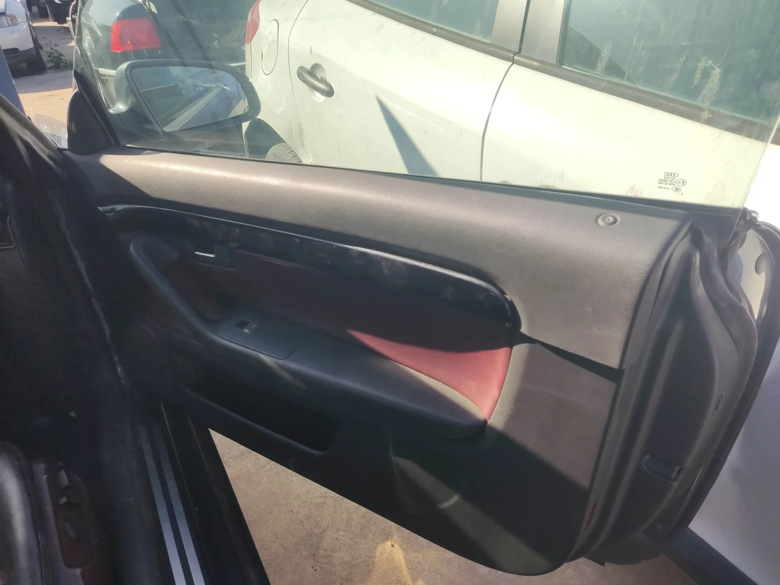 Foto de GUARNECIDO PUERTA DELANTERA DERECHA AUDI A4 CABRIOLET (8H) 2.5 V6 24V TDI (163 CV / 120 KW) referencia 8H0867104 FKZ
