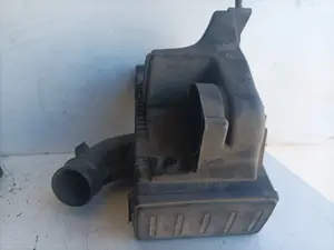 Foto de FILTRO AIRE RENAULT CLIO III referencia 8200398990 foto 3