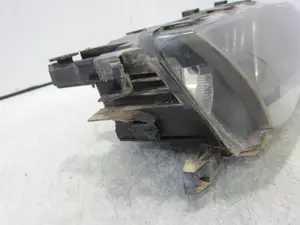 Foto de FARO DERECHO BMW SERIE 3 BERLINA (E46) 2.0 16V Diesel CAT (136 CV / 100 KW) referencia 0301089206 foto 5