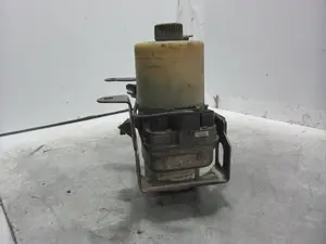 Foto de BOMBA DIRECCION SEAT IBIZA (6L1) 1.9 TDI (101 CV / 74 KW) referencia 6Q0423156AB