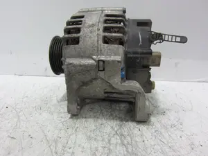 Foto de ALTERNADOR AUDI ALLROAD QUATTRO QUATTRO (4B5) 2.5 V6 24V TDI (180 CV / 132 KW) referencia 4Z7903015
