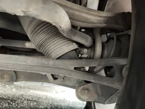 Foto de BARRA ESTABILIZADORA TRASERA AUDI Q7 (4L) 3.0 V6 24V TDI (233 CV / 171 KW) referencia 7P0511025G