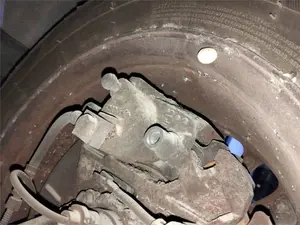 Foto de PINZA DE FRENO TRASERA IZQUIERDA CHRYSLER VOYAGER (RG)