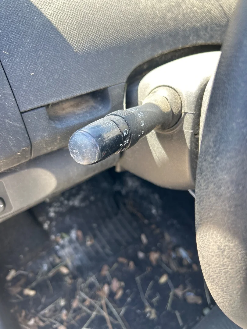 Foto de MANDO MULTIFUNCION TOYOTA YARIS (KSP9/SCP9/NLP9) 1.3 16V CAT (101 CV / 74 KW)