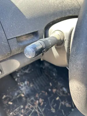 Foto de MANDO MULTIFUNCION TOYOTA YARIS (KSP9/SCP9/NLP9) 1.3 16V CAT (101 CV / 74 KW)