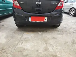 Foto de PARAGOLPES TRASERO OPEL CORSA D 1.3 16V CDTI (75 CV / 55 KW)