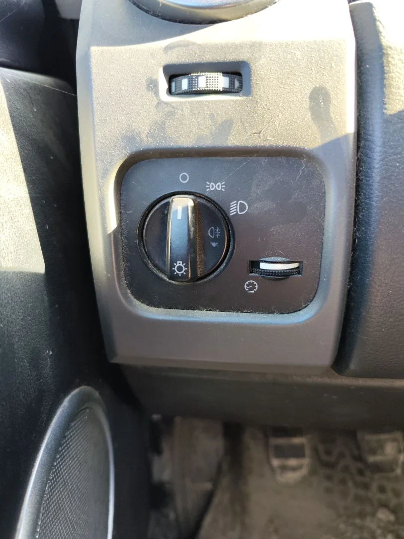 Foto de MANDO LUCES LAND ROVER DISCOVERY 2.7 Td V6 CAT (190 CV / 140 KW)