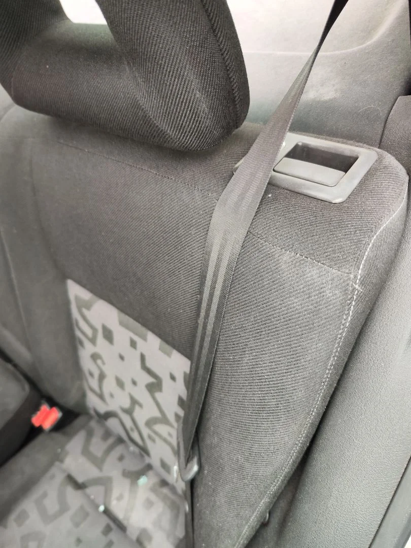 Foto de CINTURON SEGURIDAD TRASERO IZQUIERDO VOLKSWAGEN BORA BERLINA (1J2)(1998) 1.9 TDI (110 CV / 81 KW)