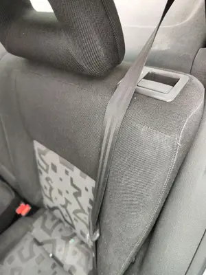 Foto de CINTURON SEGURIDAD TRASERO IZQUIERDO VOLKSWAGEN BORA BERLINA (1J2)(1998) 1.9 TDI (110 CV / 81 KW)