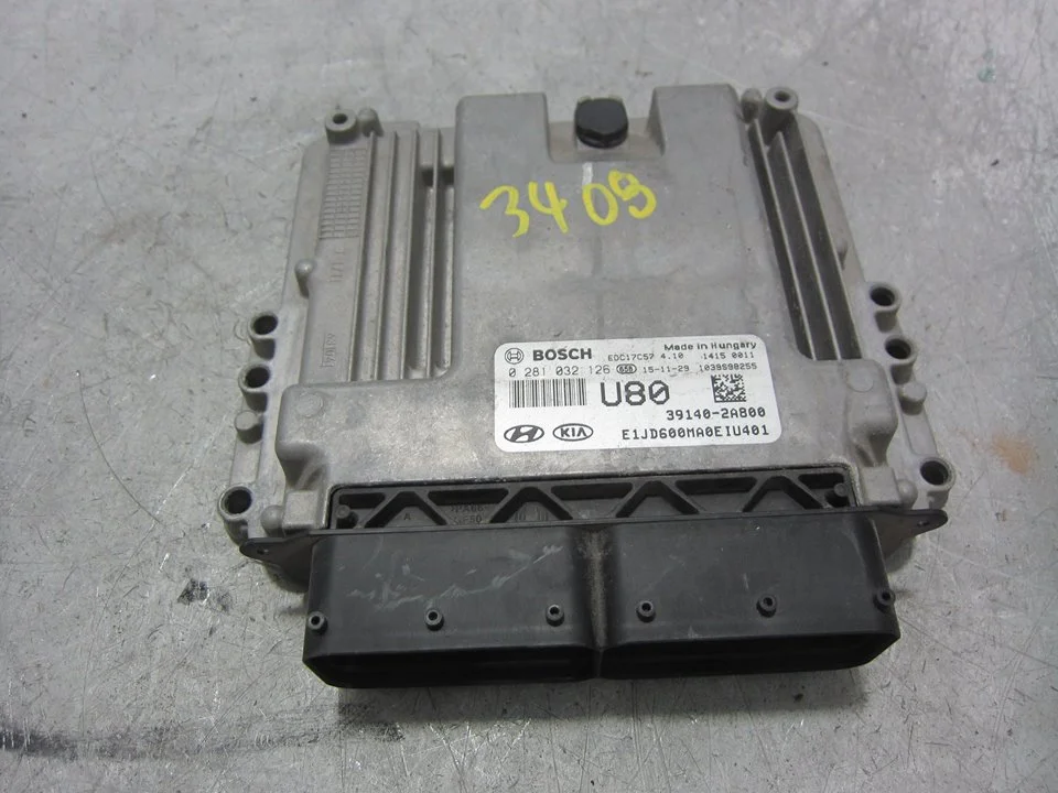 Foto de CENTRALITA MOTOR UCE KIA CEED (JD) 1.4 CRDi CAT (90 CV / 66 KW) referencia 391402A800