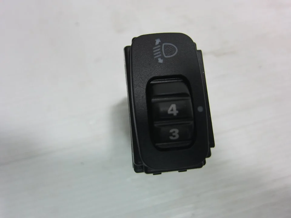 Foto de INTERRUPTOR MITSUBISHI ASX (GA0W) 1.6 CAT (117 CV / 86 KW)