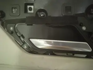 Foto de MANETA INTERIOR TRASERA IZQUIERDA JAGUAR XF 2.0 Diesel CAT (163 CV / 120 KW) referencia GX7322601AC