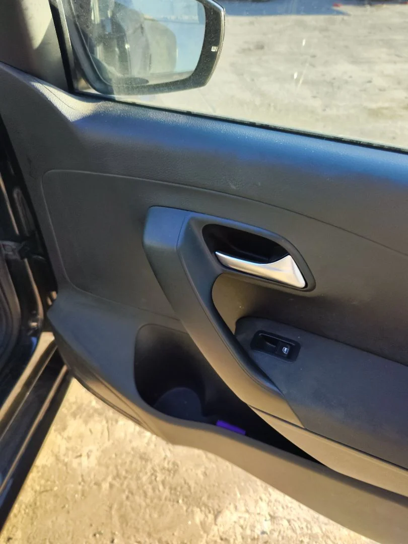 Foto de ELEVALUNAS DELANTERO DERECHO VOLKSWAGEN POLO V (6R1) 1.2 (60 CV / 44 KW)