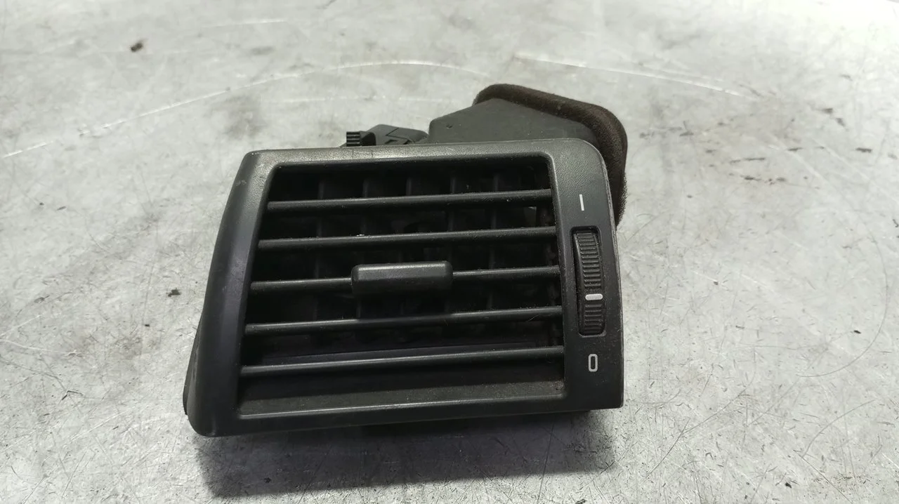 Foto de NO IDENTIFICADO BMW SERIE 3 BERLINA (E46) 2.0 16V Diesel CAT (136 CV / 100 KW) referencia 64228361897