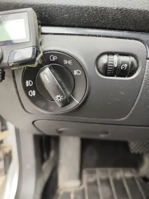 Foto de MANDO LUCES VOLKSWAGEN GOLF V (1K1)(10.2003) 1.4 16V TSI (170 CV / 125 KW) referencia 1K0953513G FKZ