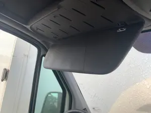 Foto de PARASOL IZQUIERDO VOLKSWAGEN CRAFTER FURGÓN (2E) 2.5 TDI DPF (109 CV / 80 KW) foto 2