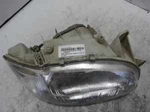 Foto de FARO DERECHO FORD ESCORT BERL./TURNIER referencia 4311126R foto 2