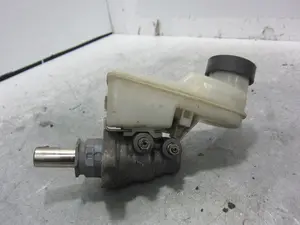 Foto de BOMBA FRENO TOYOTA YARIS (NCP1/NLP1/SCP1) 1.4 Turbodiesel CAT (75 CV / 55 KW) referencia 4720752012 foto 4