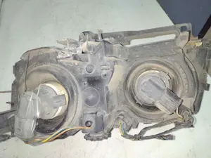 Foto de FARO DERECHO BMW SERIE 3 BERLINA (E46) referencia 0301089206 foto 3