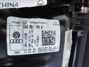 Foto de JUEGO ASIENTOS COMPLETO VOLKSWAGEN GOLF VII BERLINA (BQ1/BE2) 1.6 TDI (116 CV / 85 KW) referencia 5Q4881106Q foto 20