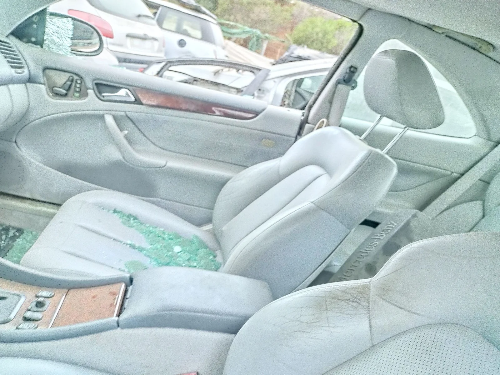 Foto de AIRBAG LATERAL DELANTERO DERECHO MERCEDES-BENZ CLK (BM 208) CABRIO 3.2 V6 18V CAT (218 CV / 160 KW) referencia A1708600405