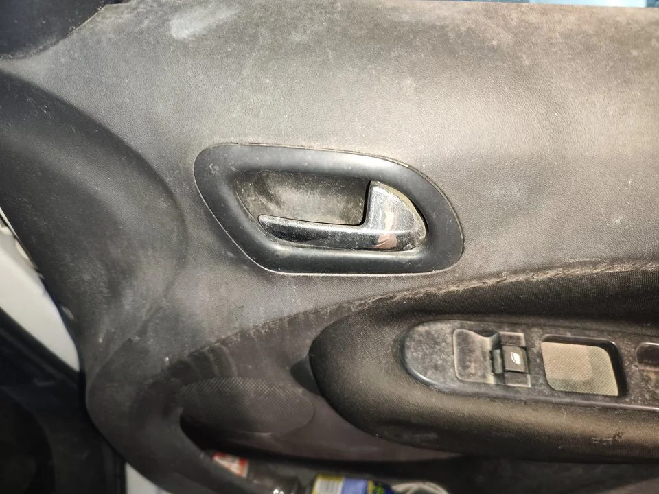 Foto de MANETA INTERIOR DELANTERA DERECHA CITROEN C3 PICASSO 1.6 HDi FAP (92 CV / 68 KW) referencia 9683446577
