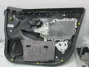 Foto de GUARNECIDO PUERTA DELANTERA IZQUIERDA NISSAN MICRA (K14) 0.9 CAT (90 CV / 66 KW) referencia 809235FA0A foto 2