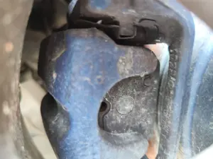 Foto de PINZA DE FRENO TRASERA IZQUIERDA BMW SERIE 1 BERLINA (E81/E87) 2.0 16V Diesel CAT (122 CV / 90 KW) referencia 34216776377
