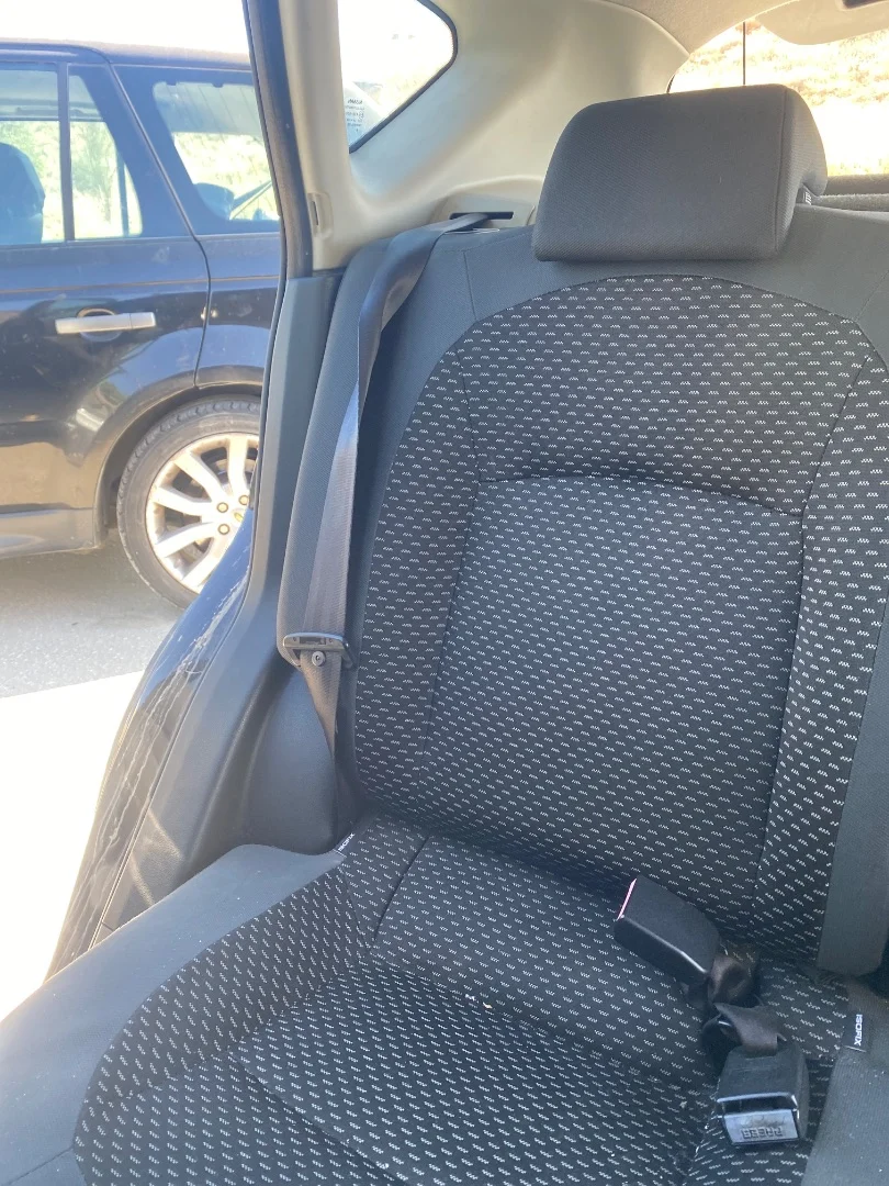 Foto de CINTURON SEGURIDAD TRASERO IZQUIERDO NISSAN QASHQAI (J10) 2.0 16V CAT (141 CV / 104 KW)