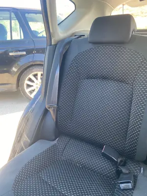Foto de CINTURON SEGURIDAD TRASERO IZQUIERDO NISSAN QASHQAI (J10) 2.0 16V CAT (141 CV / 104 KW)