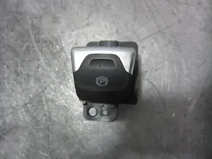 Foto de FRENO DE MANO ELECTRICO FIAT 500X (334) 2.0 16V Multijet CAT (140 CV / 103 KW) referencia 07356123300 foto 1
