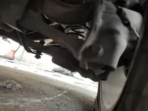 Foto de BRAZO SUSPENSION TRASERO IZQUIERDO FORD FOCUS BERLINA (CAP) 1.6 TDCi CAT (90 CV / 66 KW)