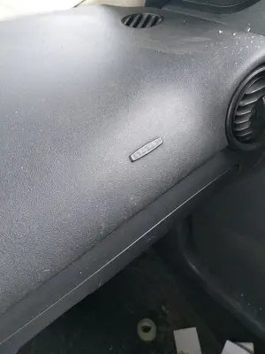 Foto de AIRBAG DELANTERO DERECHO SEAT CORDOBA BERLINA (6L2) 1.9 SDI (64 CV / 47 KW)