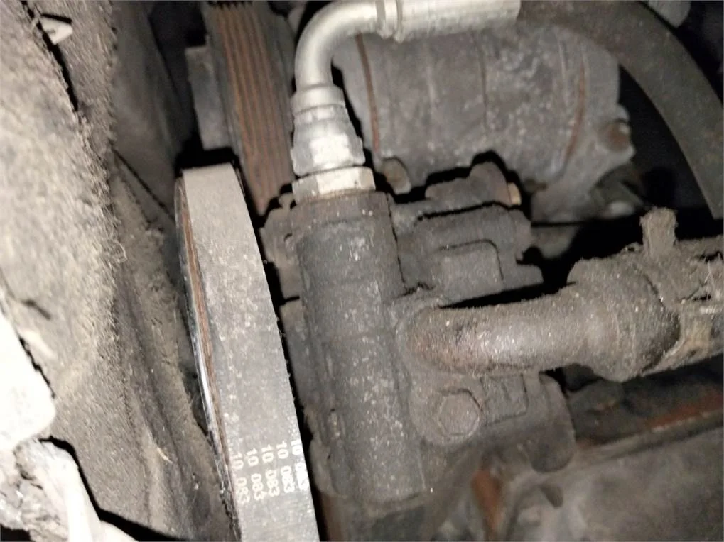 Foto de BOMBA DIRECCION CHRYSLER VOYAGER (RG)