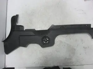 Foto de MOLDURA PORSCHE MACAN (95BA) referencia 95B825282B foto 4
