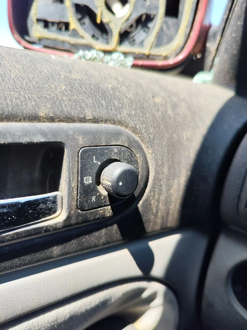 Foto de MANDO RETROVISOR VOLKSWAGEN PASSAT BERLINA (3B2) 1.9 TDI (116 CV / 85 KW)