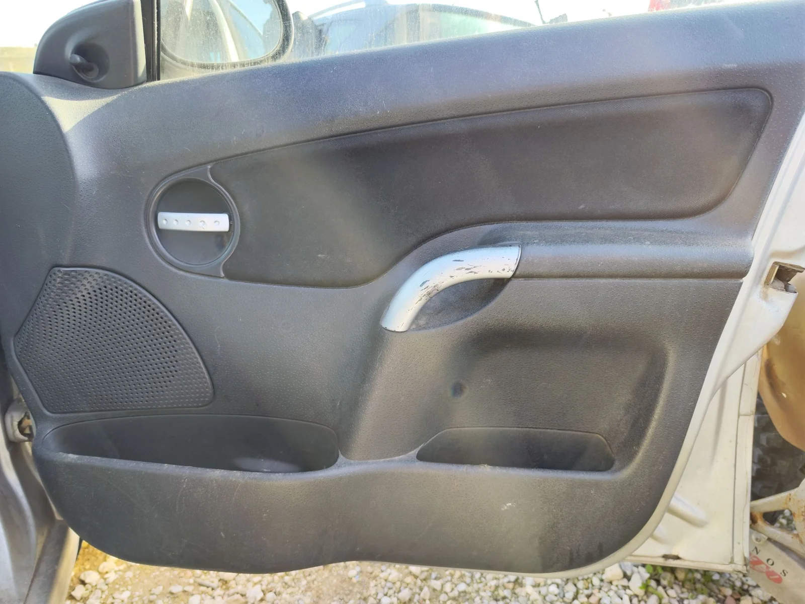 Foto de GUARNECIDO PUERTA DELANTERA DERECHA CITROEN C3 1.4 (73 CV / 54 KW)