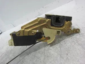 Foto de CERRADURA PUERTA DELANTERA IZQUIERDA OPEL ASTRA F BERLINA 1.6 CAT (101 CV / 74 KW) referencia 90493701 foto 6