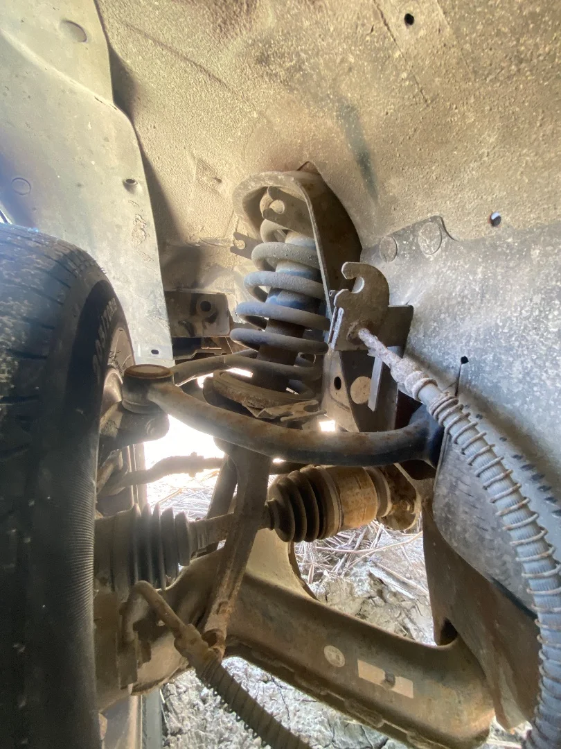 Foto de BRAZO SUSPENSION DELANTERO IZQUIERDO KIA SPORTAGE 2.0 CAT (128 CV / 94 KW)