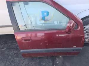 Foto de PUERTA DELANTERA DERECHA OPEL FRONTERA B