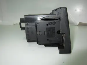 Foto de MANDO LUCES VOLKSWAGEN GOLF III (1H1)(11.1991) 1.9 TDI (90 CV / 66 KW) referencia 11H6941531N foto 3