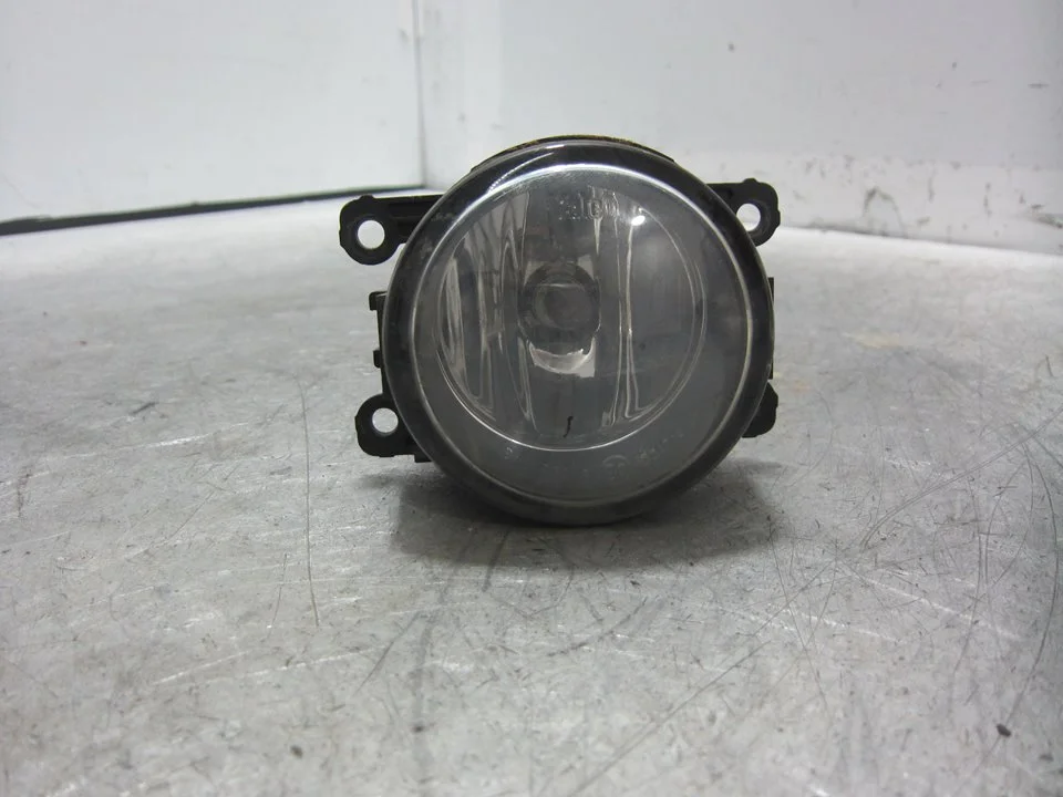 Foto de FARO ANTINIEBLA IZQUIERDO RENAULT SCENIC II 1.5 dCi Diesel (101 CV / 74 KW) referencia 89210094