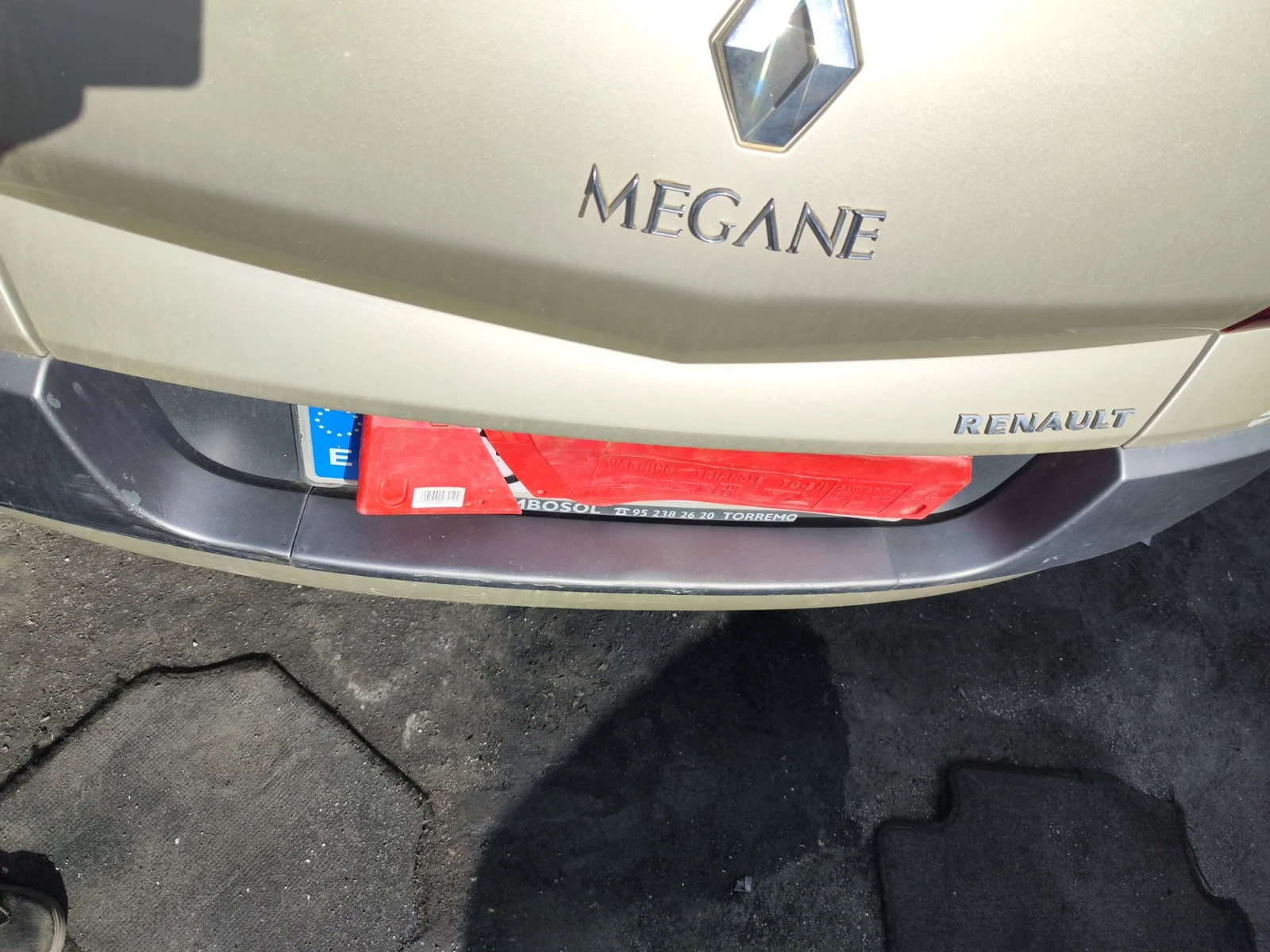 Foto de PANEL TRASERO RENAULT MEGANE II COUPE/CABRIO 1.5 dCi Diesel (106 CV / 78 KW)
