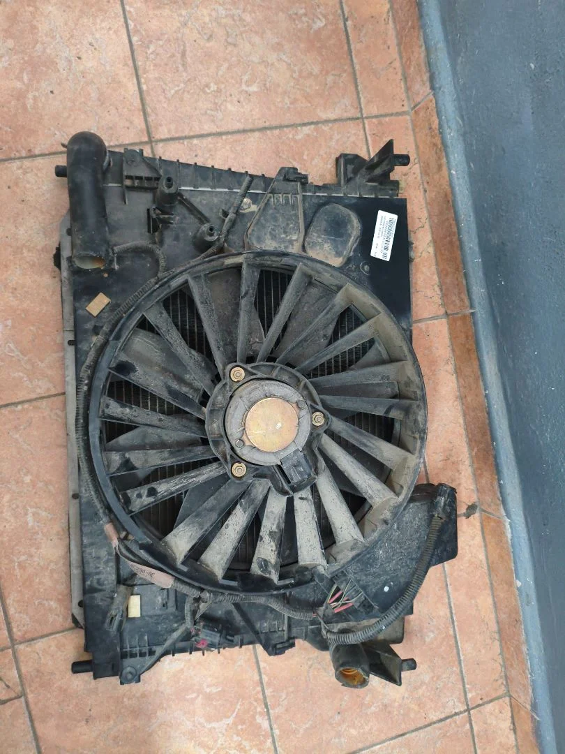 Foto de ELECTROVENTILADOR JAGUAR S-TYPE (03.1999) 3.0 V6 24V CAT (238 CV / 175 KW) referencia 1832690