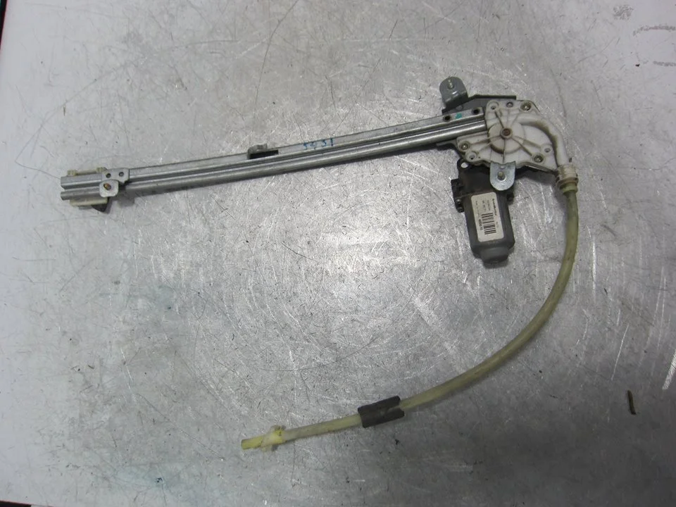 Foto de ELEVALUNAS TRASERO DERECHO RENAULT LAGUNA II (BG0) 1.9 dCi Diesel (120 CV / 88 KW) referencia 400670